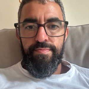 Mehdi E.