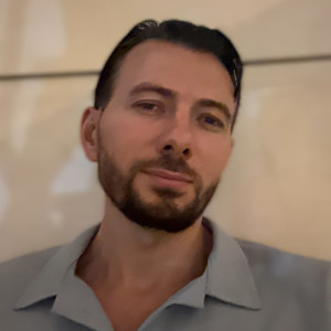 Alex A. (Netxpert)