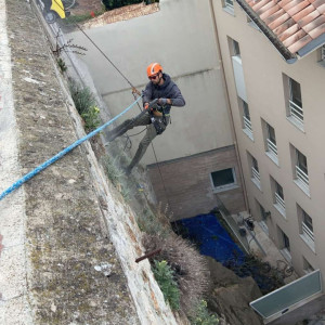 Marius J. (Jouanneau Marius)