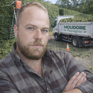 Michael H. (Houdoire Services)