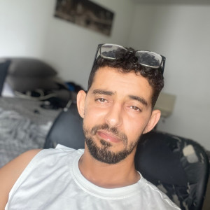 Aymen T.