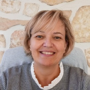 Cathy L.