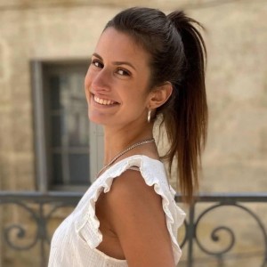 Mara R.