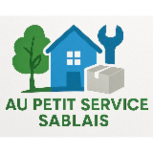 Julie C. (Au Petit Service sablais)