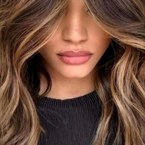 Nabila L. (Hairnoblesse)