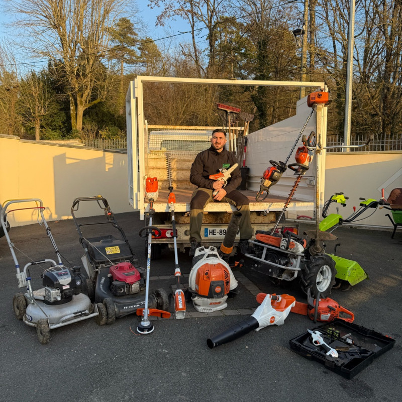 Karl Coelho (Karlito Services) - Jardinier / Paysagiste à Ormoy-la ...