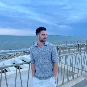 Vincent G.