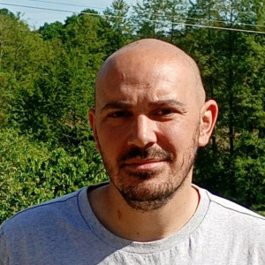 Jonathan S. (JS Multiservice)