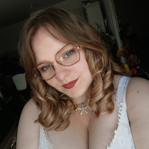 Eva L.