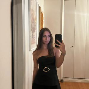 Nina R.
