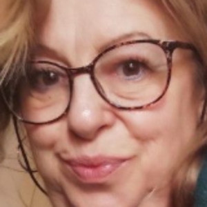 Sylvie B.