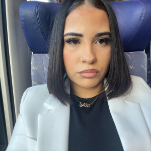 Imane S.