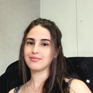 Sonia Y. (Yantren Sonia)