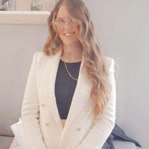 Maeva C. (Maeva agent dentretien)