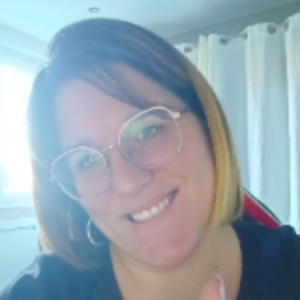 Cindy M. (C'à votre domicile)