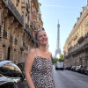 Dorothee G.