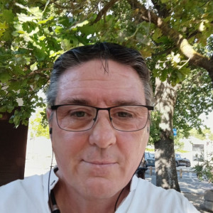 Laurent D.
