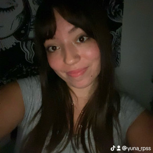 Yuna R.