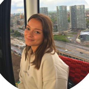Chloé D.