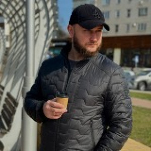 Maksym M. (Maksym Melnichenko)