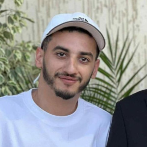 Yahia Zineddine L. (peintura)