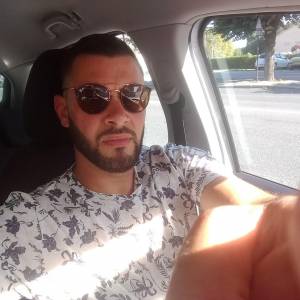 Karim L. (lege-services)