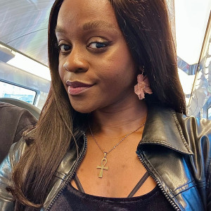 Maeva E.