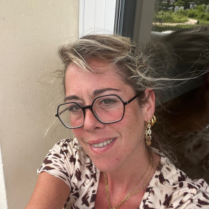 Diane D. (Diane Devaux)