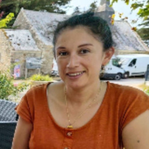 Gabriela V.