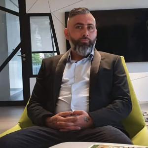 Julien G. (jg renov et toitures)