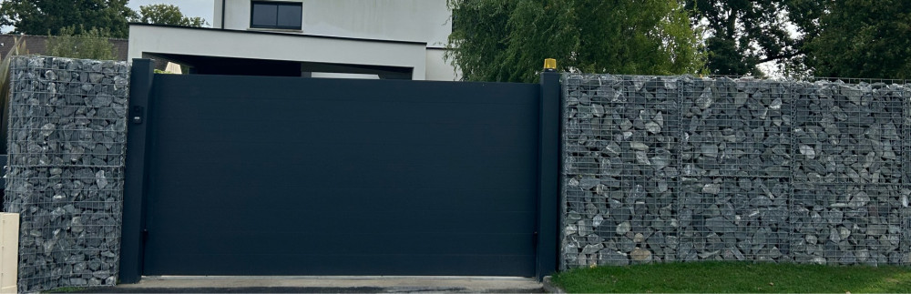 Guerly A. (JOALY'S SERVICES)