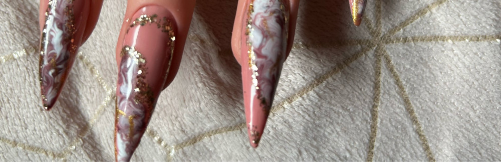 Stephanie D. (Allo stef-services)