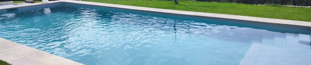 Stephanie Cédric Garcia R.