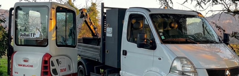 Jonathan B. (JohnTp)