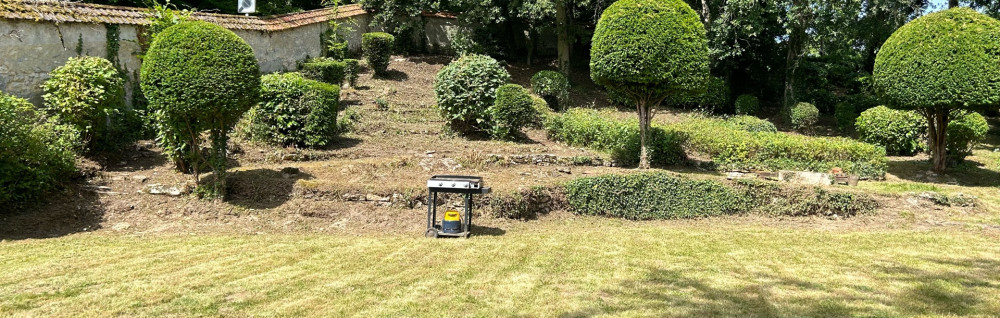 Karl C. (Karlito Services)