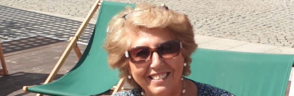 Sylviane R.