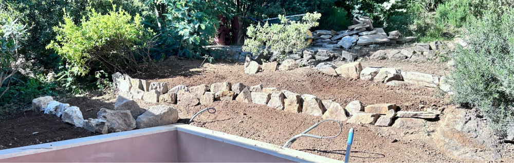 Mat M. (F M Multi-services)