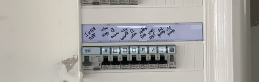 Joann S. (SJ ELECTRICITE GENERALE)