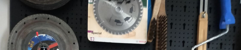 Joyce D. (JUST28 Services)