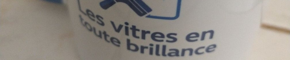 Clement L. (les vitres en toute brilla...