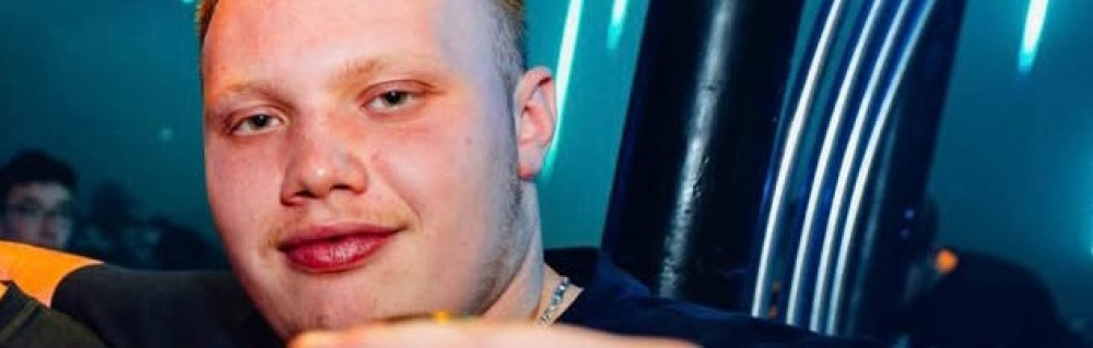Lukas T.