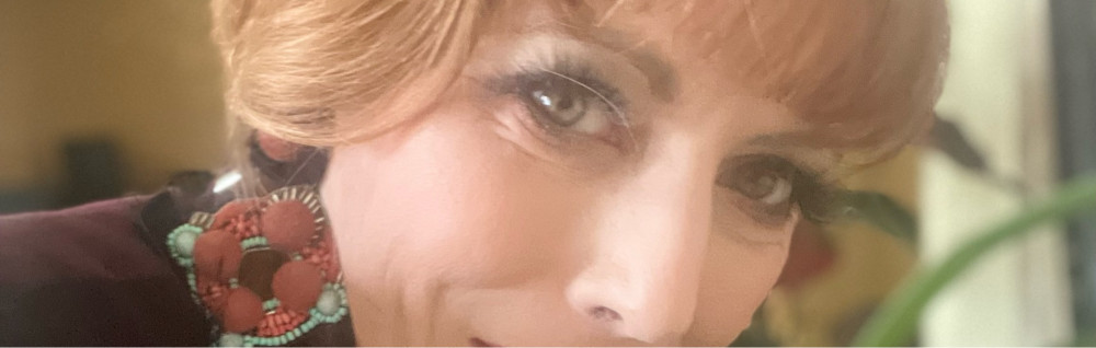 Gwenola L.