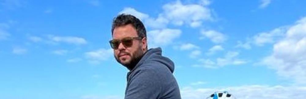 Damien O.