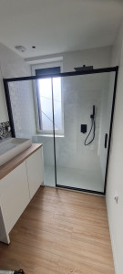 Photo de galerie - Receveur douche 1,80m avec paroie coulissante 