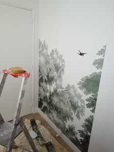 Photo de galerie - Poser papier peint chambre enfant