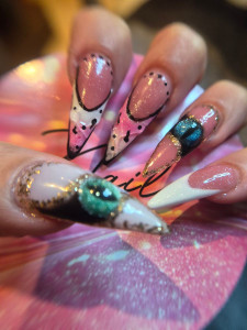 Photo de galerie - Pose en gel avec effet 3d capsule AMERICAINE 