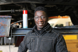Photo de galerie - Technicien diplômé  CAP /BEP /BAC PROFESSIONNEL . 20 ans d expériences . Diagnostique, assistance , intervention poids lourds et automobile 