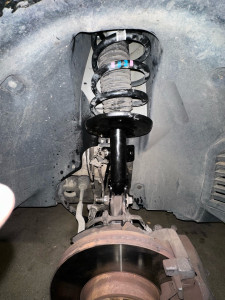 Photo de galerie - Changements amortisseurs camion 