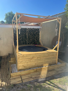 Photo de galerie - Habillage jacuzzi 
