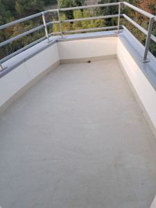 Photo de galerie - Nettoyage et entretien d'un balcon ou d'une terrasse.